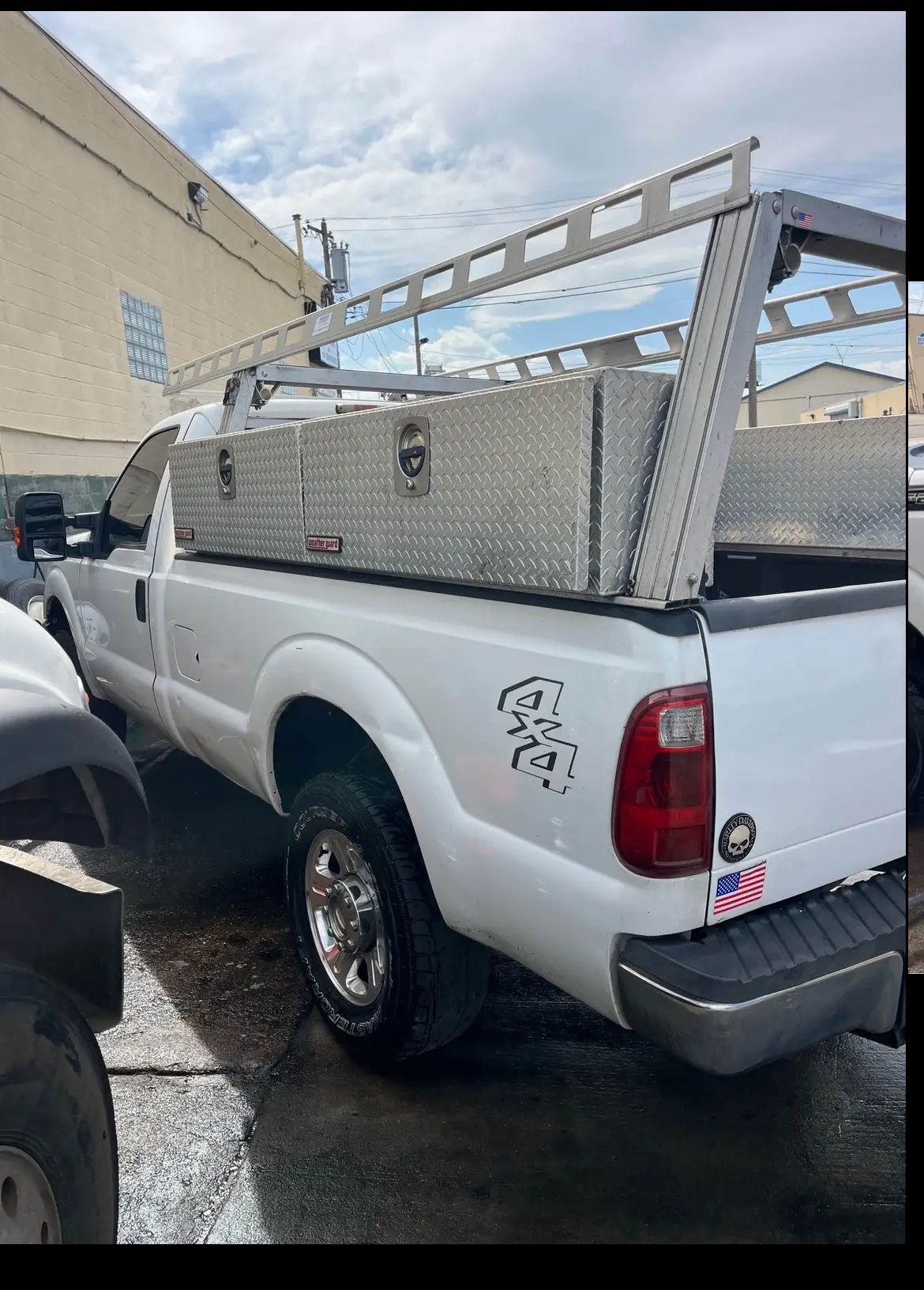 Used 2011 Ford F250 XL w/ PWR Equipment Group AWD/4WD image 4