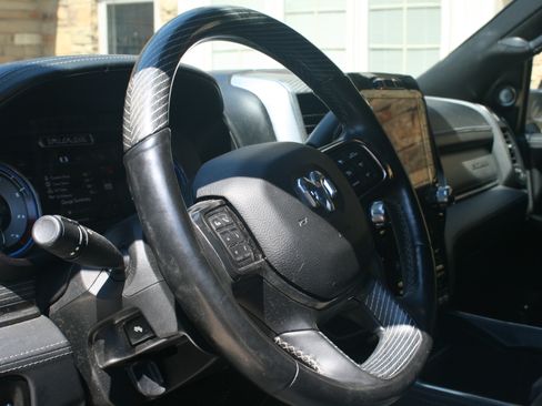 Used 2021 RAM 2500 Limited AWD/4WD image 11