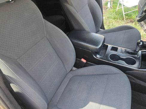 Used 2017 Kia Sorento FWD image 13