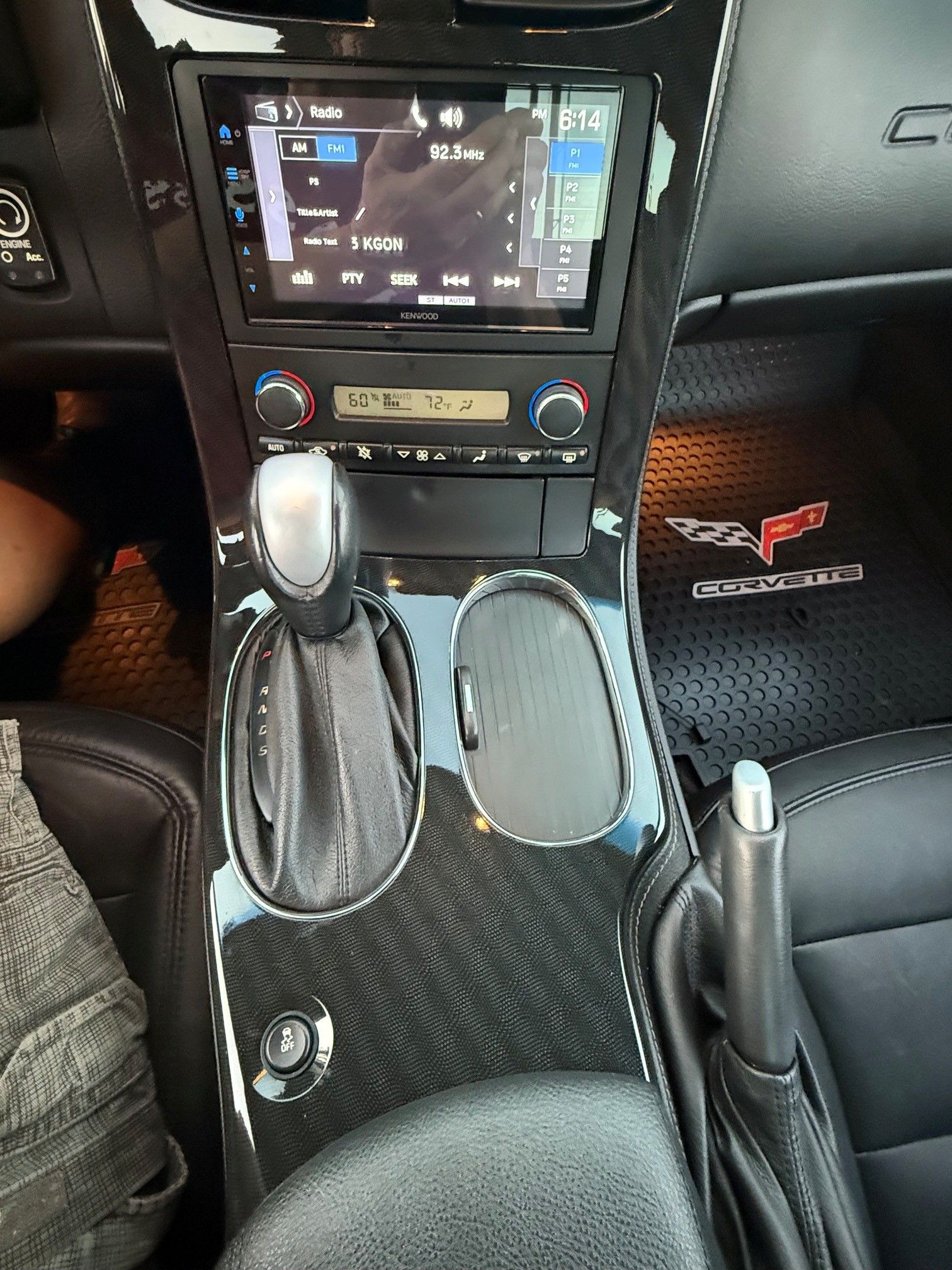 Used 2013 Chevrolet Corvette Coupe w/ Battery Protection Package RWD image 10