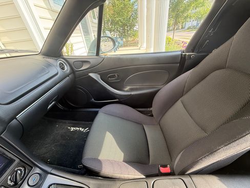 Used 2002 MAZDA MX-5 Miata LS RWD image 14