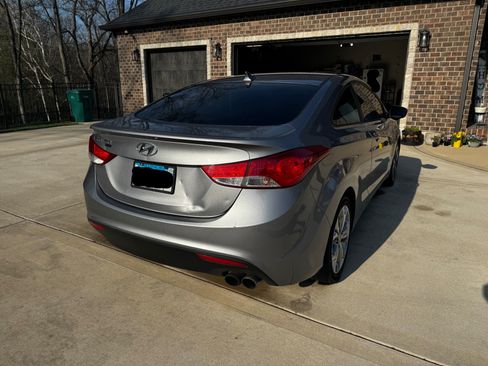 Used 2013 Hyundai Elantra SE image 6