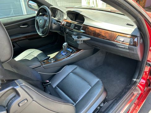Used 2013 BMW 328i Convertible RWD image 10