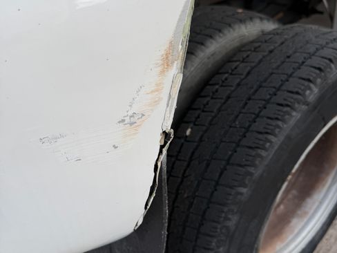 Used 2001 Chevrolet Silverado 3500 Long Bed image 6