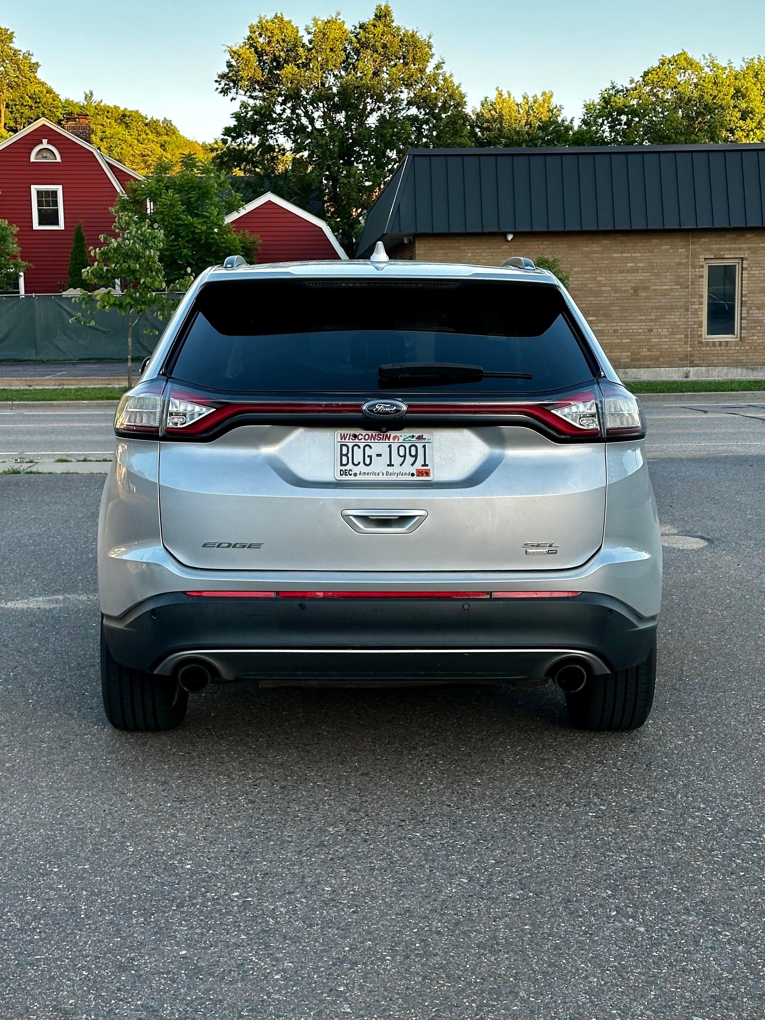Used 2017 Ford Edge SEL AWD/4WD image 6