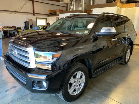 Used 2008 Toyota Sequoia Limited RWD image 4