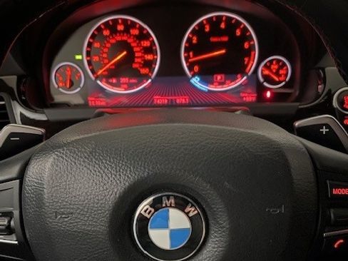 Used 2013 BMW 650i xDrive Convertible image 9