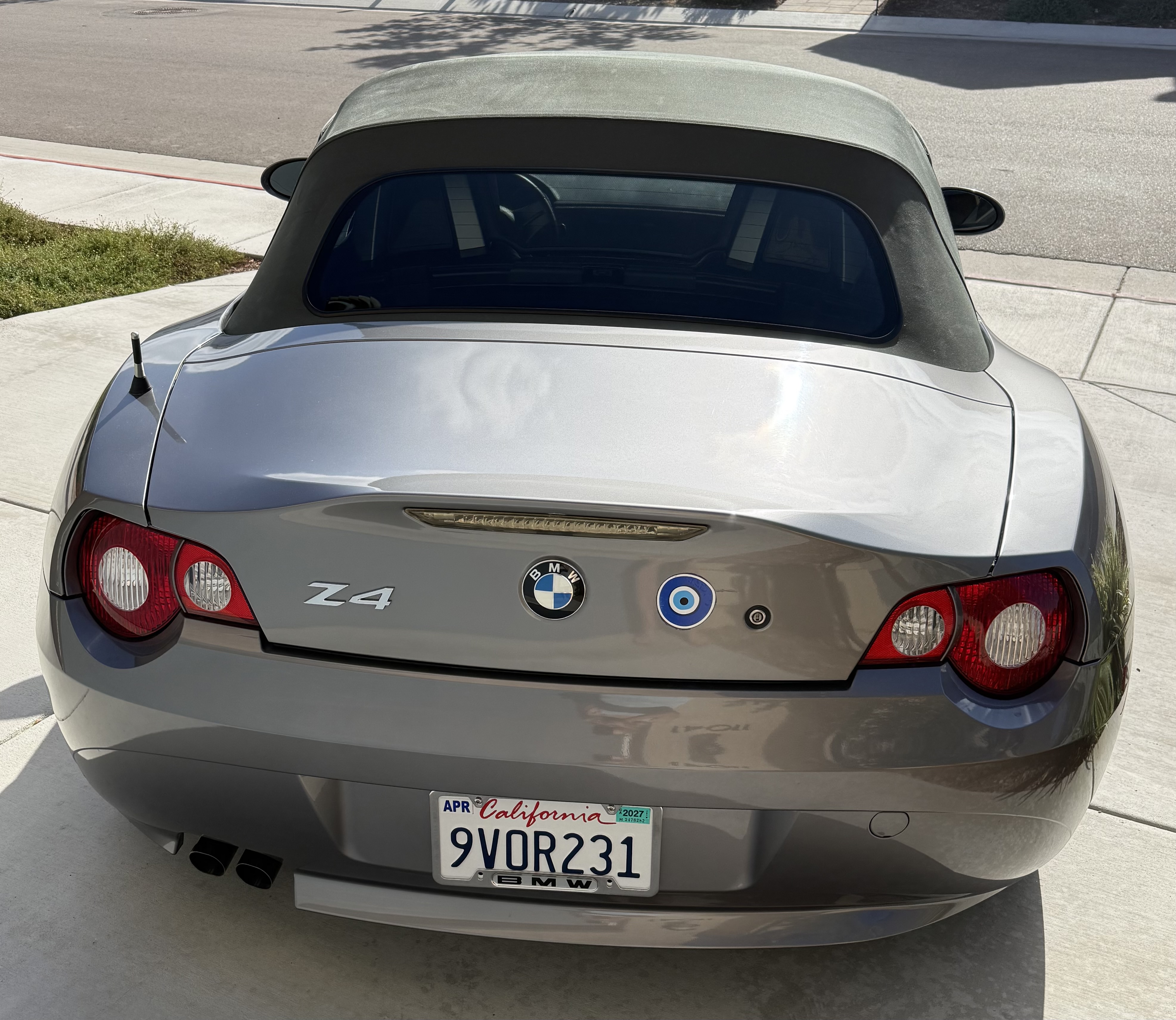 Used 2005 BMW Z4 2.5i RWD image 5