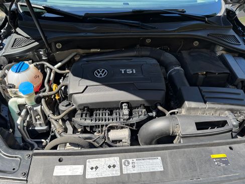 Used 2017 Volkswagen Passat 1.8T SEL Premium FWD image 16