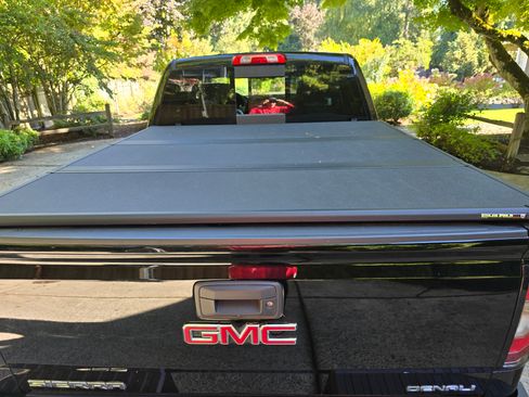 Used 2016 GMC Sierra 1500 Denali image 6