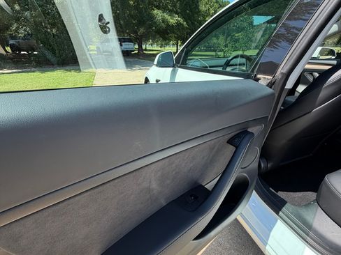 Used 2023 Tesla Model 3 Standard Range RWD image 13