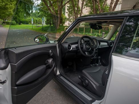 Used 2013 MINI Cooper Hardtop image 11