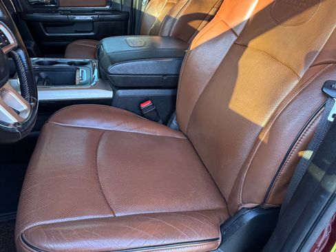 Used 2018 RAM 2500 Longhorn image 16