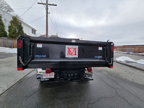 Used 2024 Ford F550 4x4 Crew Cab Super Duty image 19