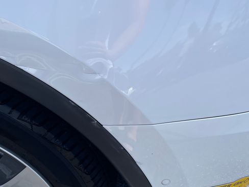 Used 2021 Tesla Model Y Long Range image 14