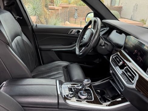 Used 2021 BMW X5 xDrive45e w/ Executive Package image 22