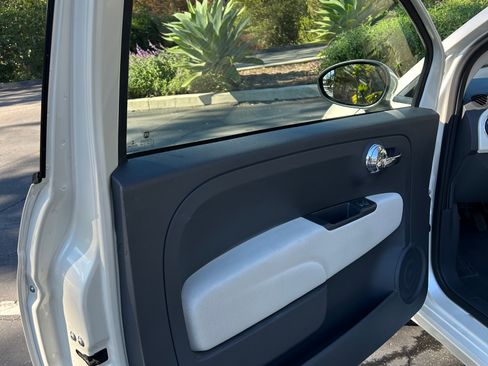 Used 2018 FIAT 500 Pop image 18