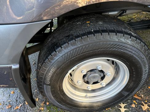 Used 2023 Mercedes-Benz Sprinter 3500 image 29