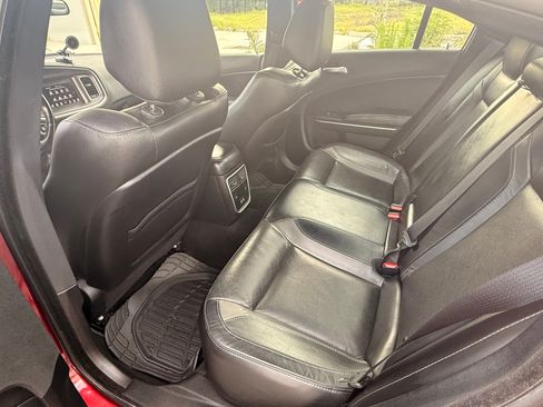Used 2020 Dodge Charger SXT w/ Leather Interior Group image 11