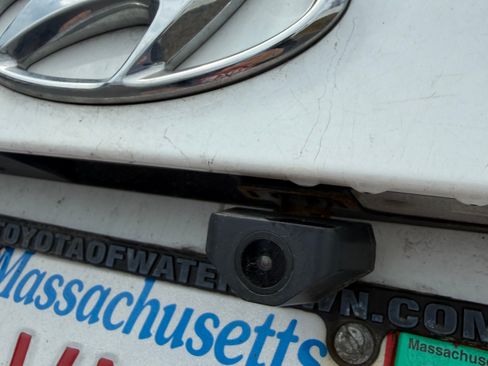 Used 2016 Hyundai Santa Fe Sport image 9