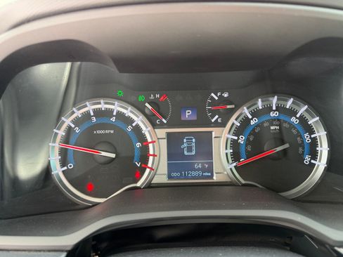 Used 2018 Toyota 4Runner TRD Off-Road Premium AWD/4WD image 14