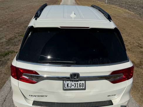 Used 2019 Honda Odyssey Elite image 10