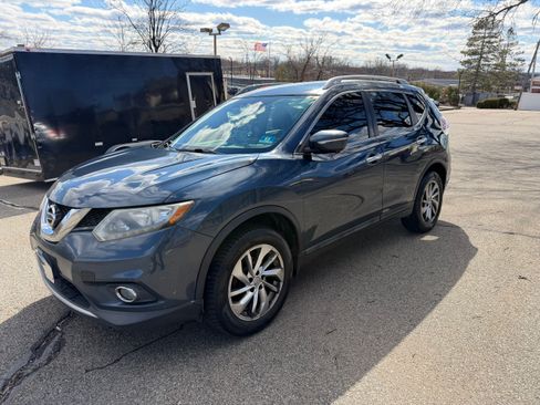 Used 2015 Nissan Rogue SL image 8