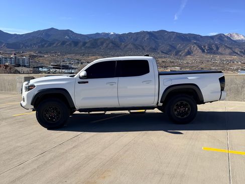 Used 2019 Toyota Tacoma TRD Pro AWD/4WD image 2