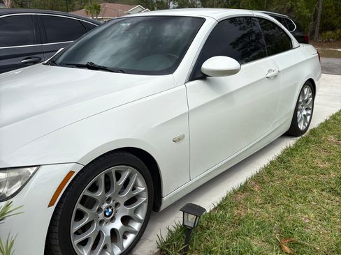 Used 2008 BMW 328i Convertible image 4