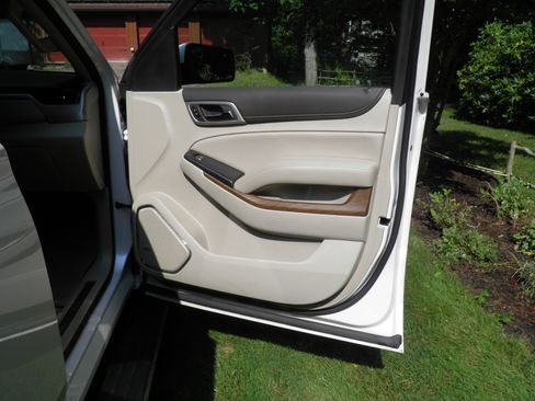 Used 2020 GMC Yukon Denali w/ Denali Ultimate Package image 15