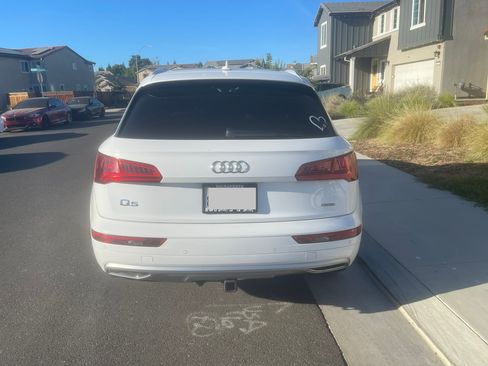Used 2019 Audi Q5 2.0T Premium Plus w/ Premium Plus Package AWD/4WD image 5