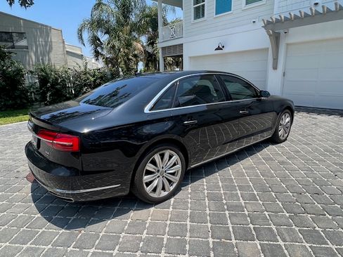 Used 2023 Audi A8 L 3.0T w/ Luxury Package image 4