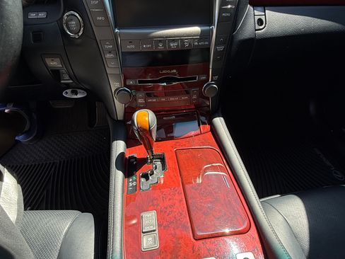 Used 2008 Lexus LS 460 RWD image 11