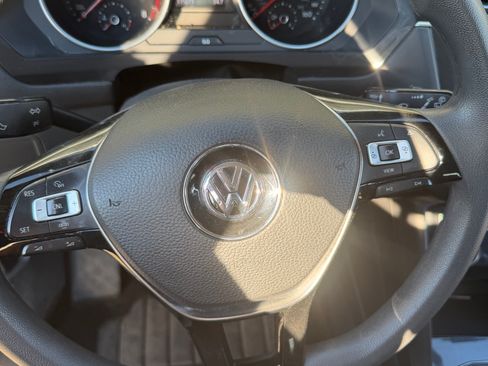 Used 2019 Volkswagen Tiguan S AWD/4WD image 5