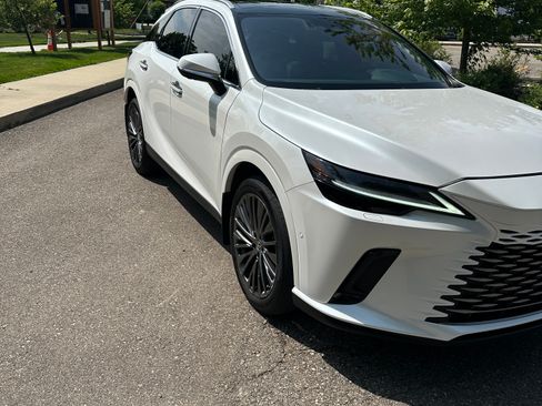 Used 2024 Lexus RX 350 AWD w/ Convenience Package image 5