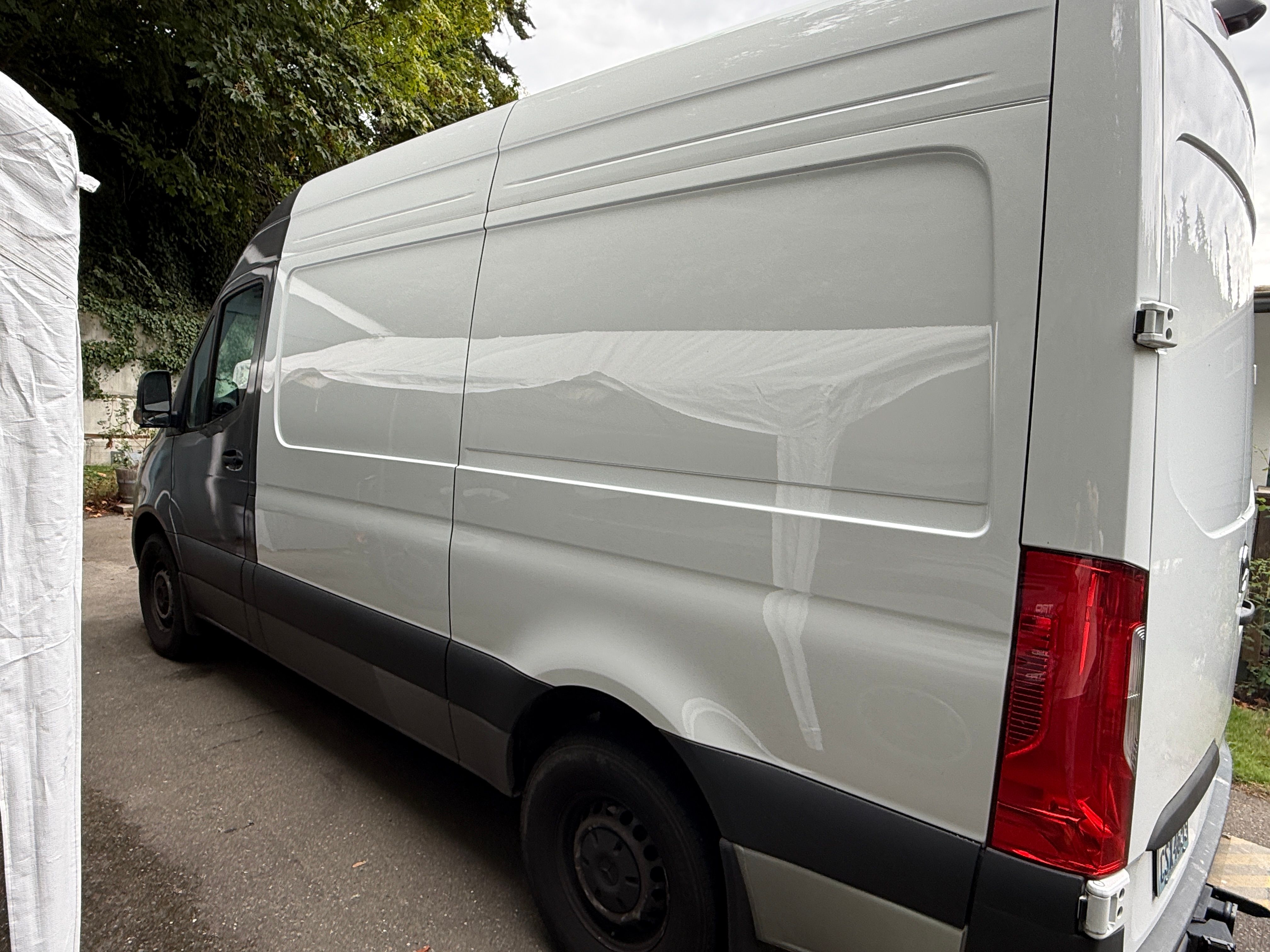 Used 2024 Mercedes-Benz Sprinter 2500 image 2