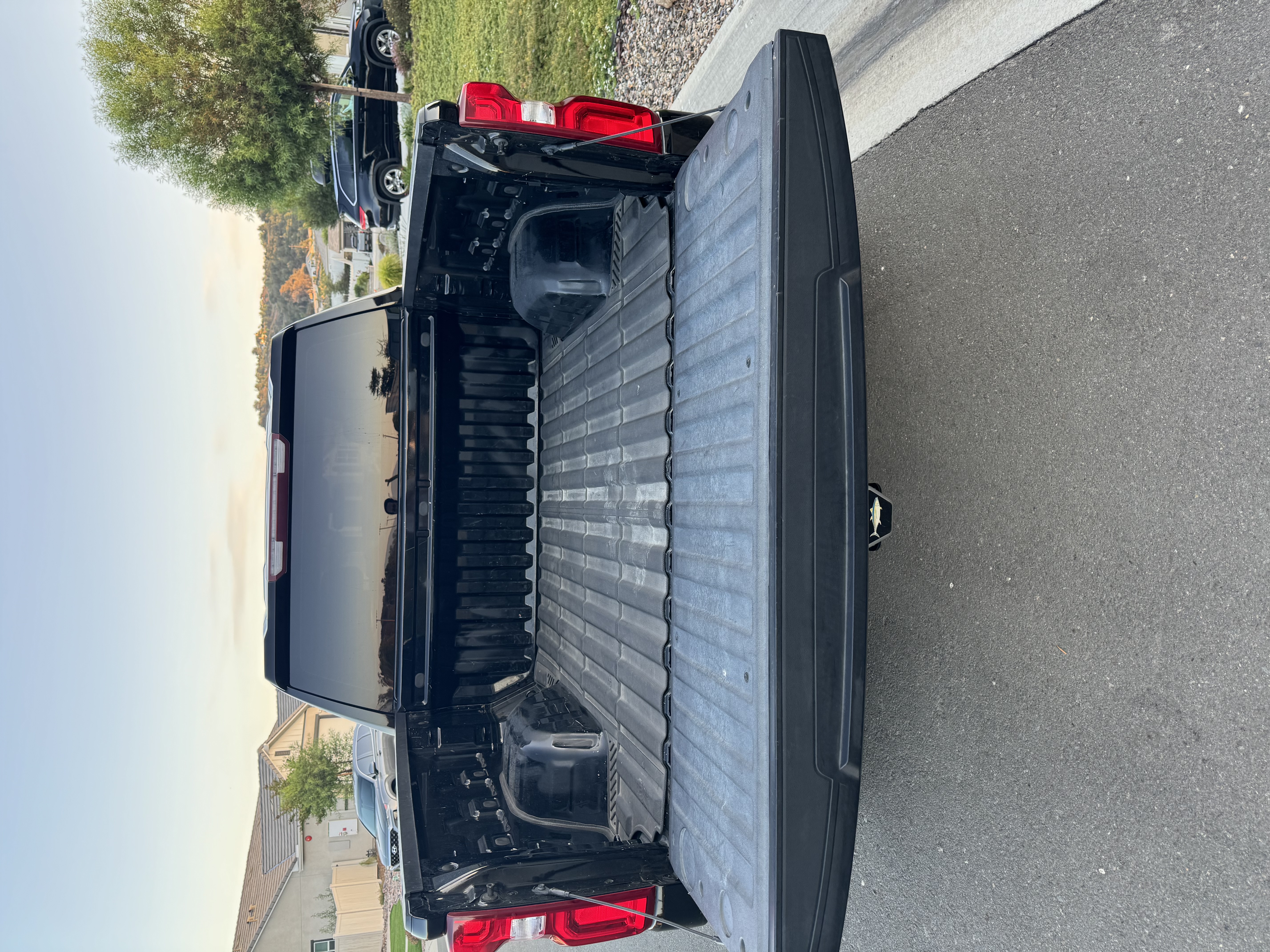 Used 2022 Chevrolet Silverado 1500 Custom RWD image 9