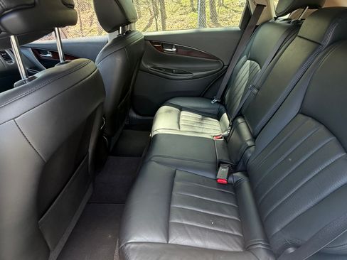 Used 2017 INFINITI QX50 AWD w/ Technology Package image 16