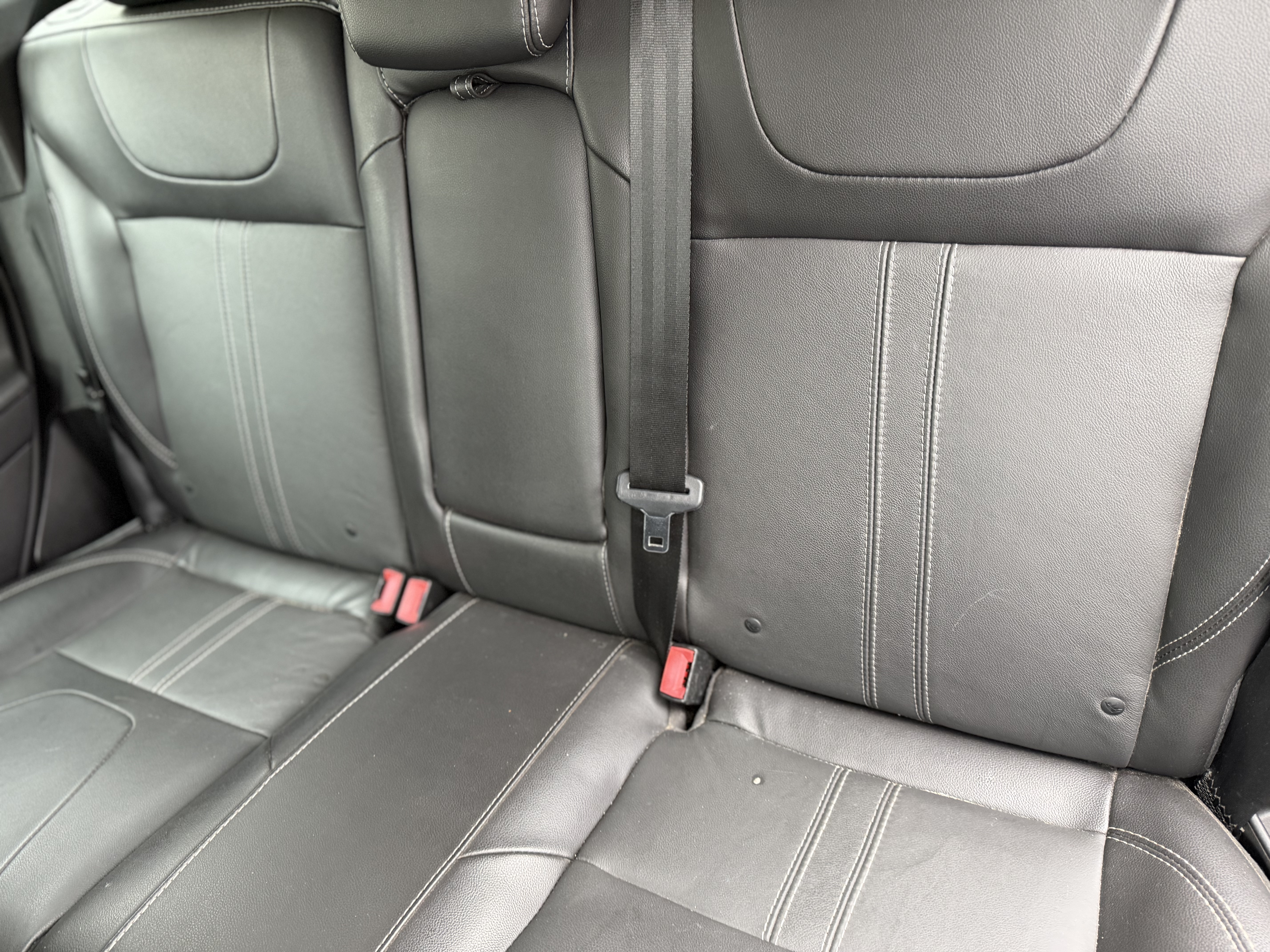 Used 2014 Ford Focus SE w/ Equipment Group 201A FWD image 4