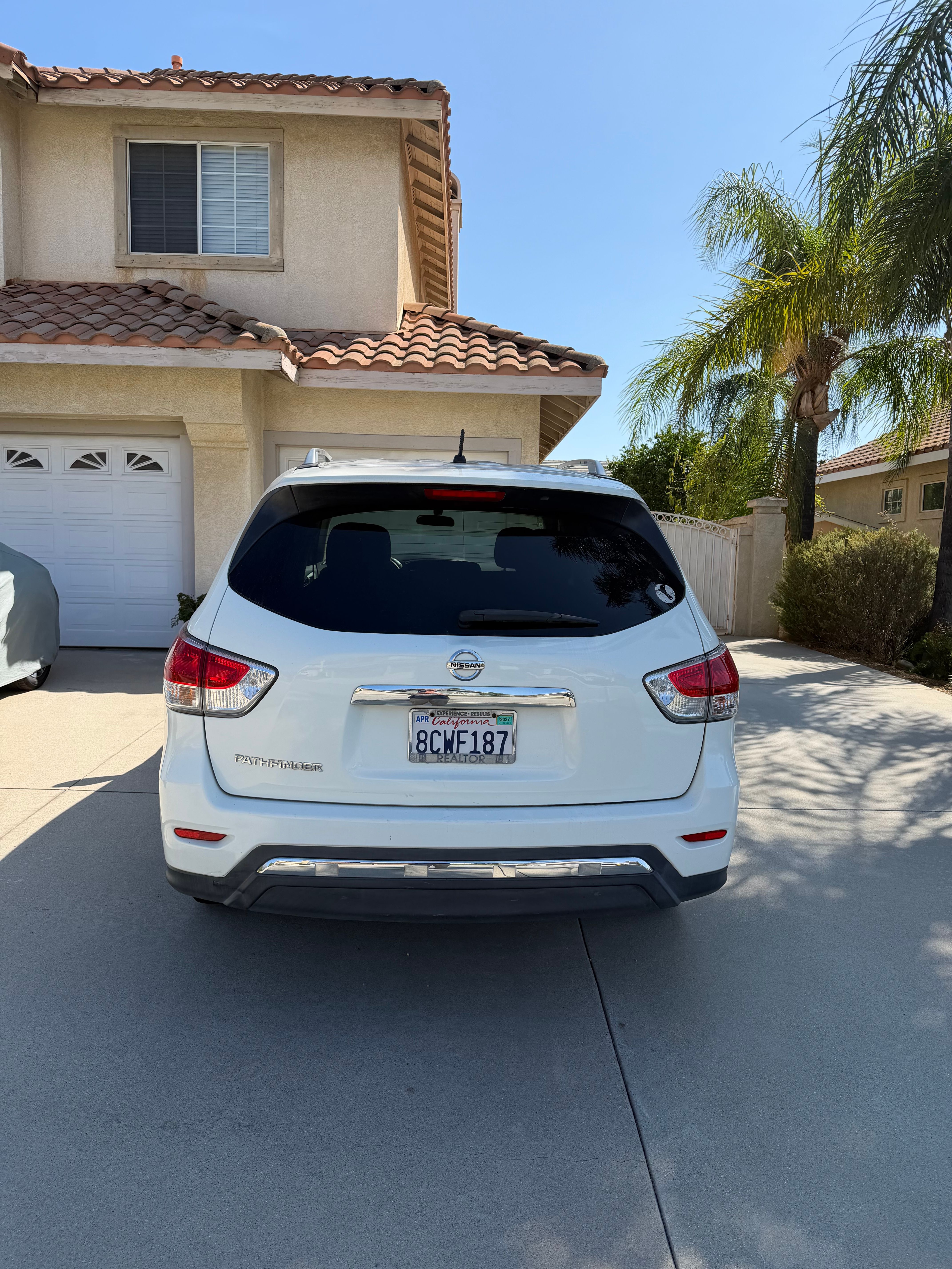 Used 2016 Nissan Pathfinder S FWD image 10