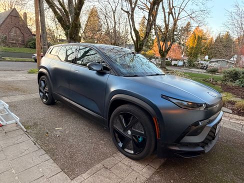 Used 2023 Fisker Ocean One image 2