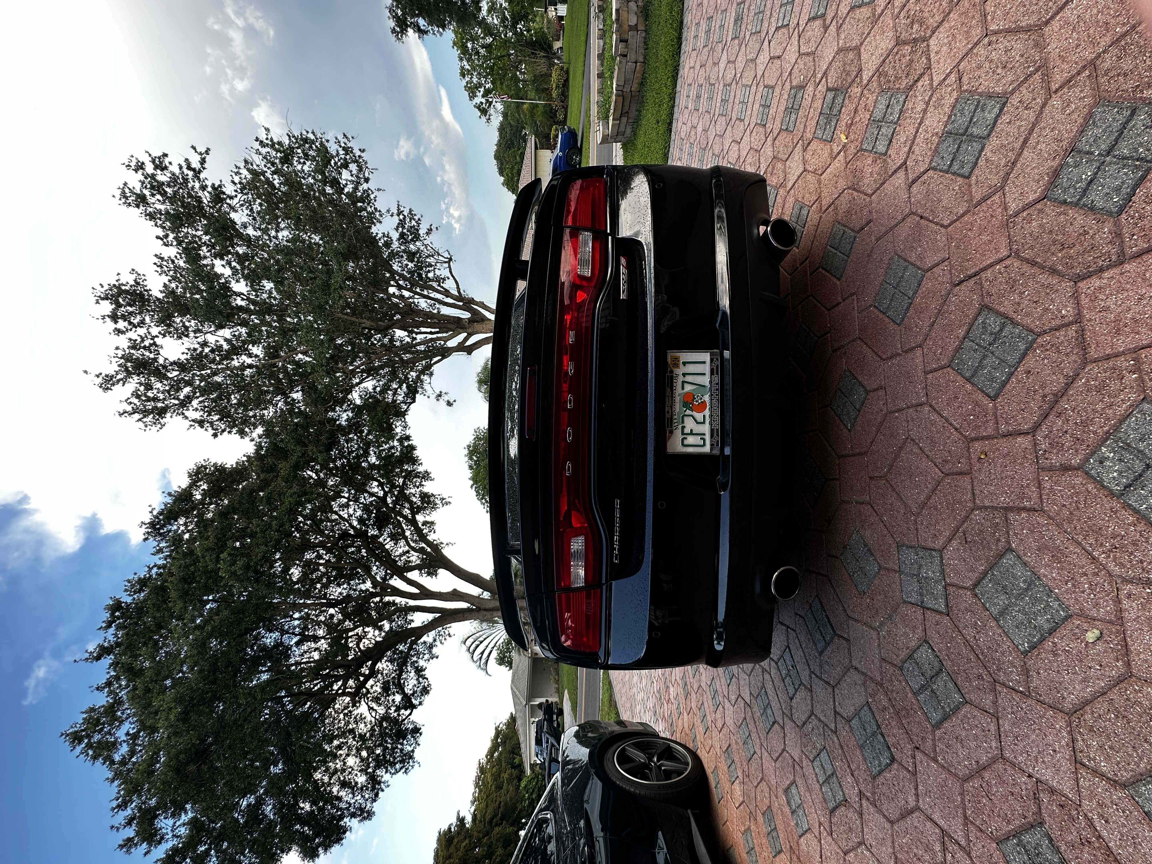 Used 2012 Dodge Charger SRT8 w/ Adaptive Cruise Control Group RWD image 6