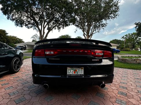 Used 2012 Dodge Charger SRT8 w/ Adaptive Cruise Control Group image 6