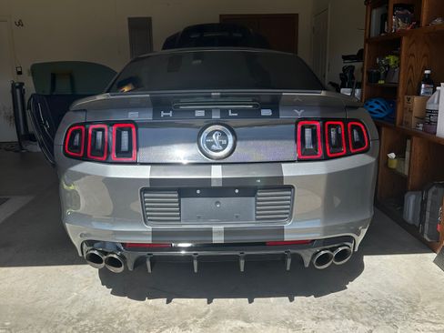 Used 2013 Ford Mustang Shelby GT500 RWD image 5