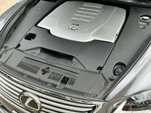 Used 2016 Lexus LS 460 L RWD image 23