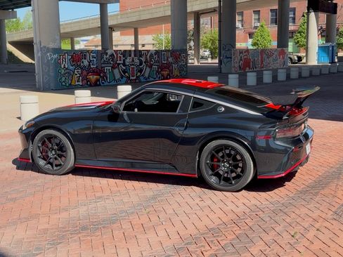 Used 2024 Nissan Z NISMO w/ Floor Mat Package RWD image 2
