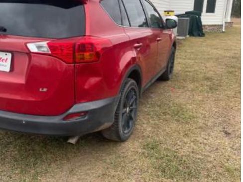 Used 2013 Toyota RAV4 LE image 6