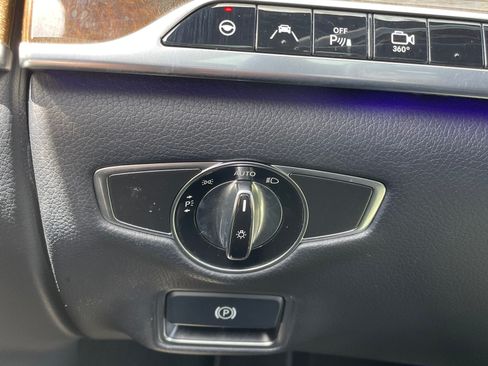 Used 2016 Mercedes-Benz S 550 4MATIC Sedan image 17