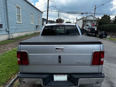 Used 2007 Lincoln Mark LT 2WD image 11