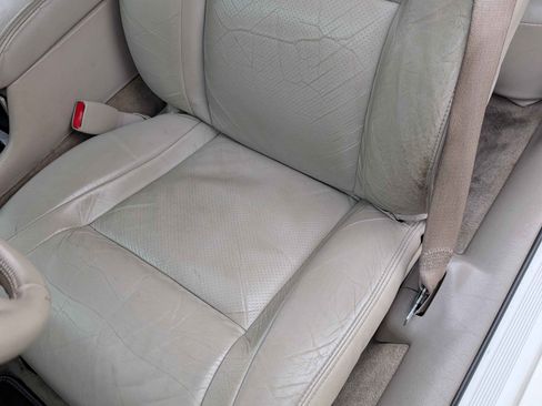 Used 2000 Cadillac Eldorado Touring image 23